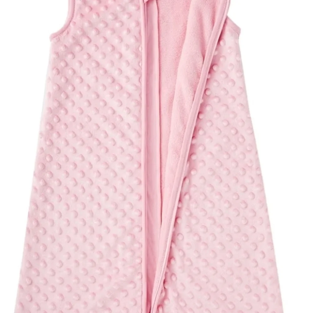 Pink Textured Hooded Kids Blanket - Cozy Wearable Bib